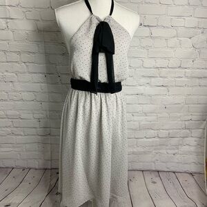 VS light gray halter dress with black bow & accents- Perfect for the office 🩶🖤